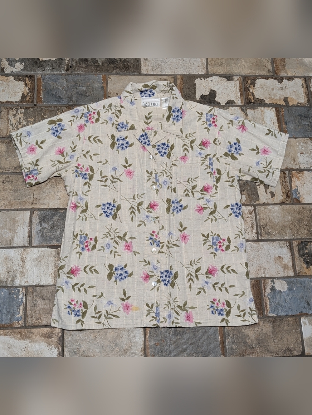 Casey & Max Vintage Women’s Floral Button Down Short Sleeve Casual Shirt M